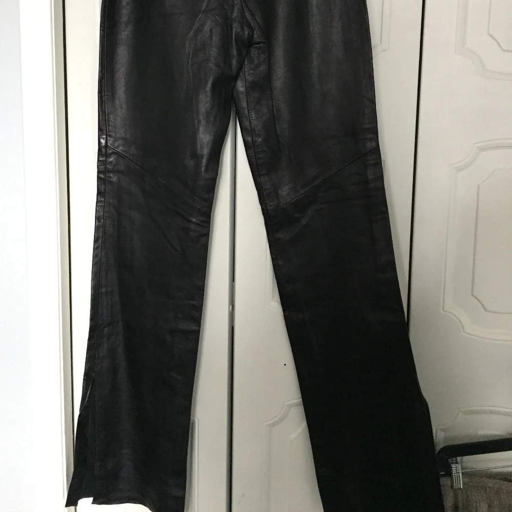 Danier black leather straight slim pants with split seam hem, US 6, like new. - Picture 5 of 7